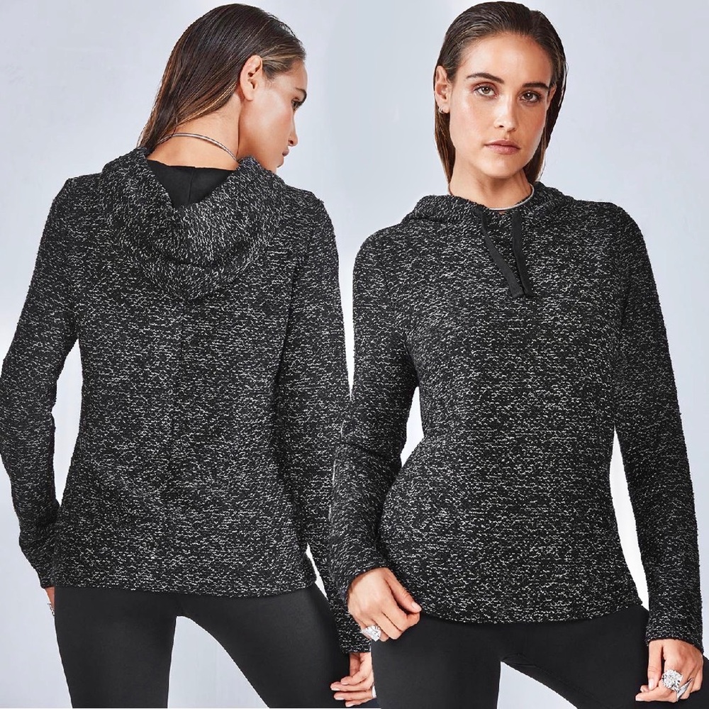 Fabletics Yukon Hoodie Size L